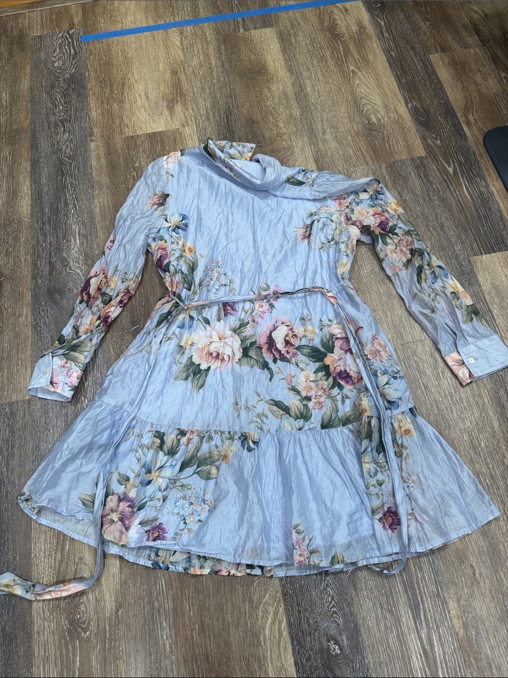 Lucky & Coco, mini floral dress, size L, blue floral - Picture 8 of 8